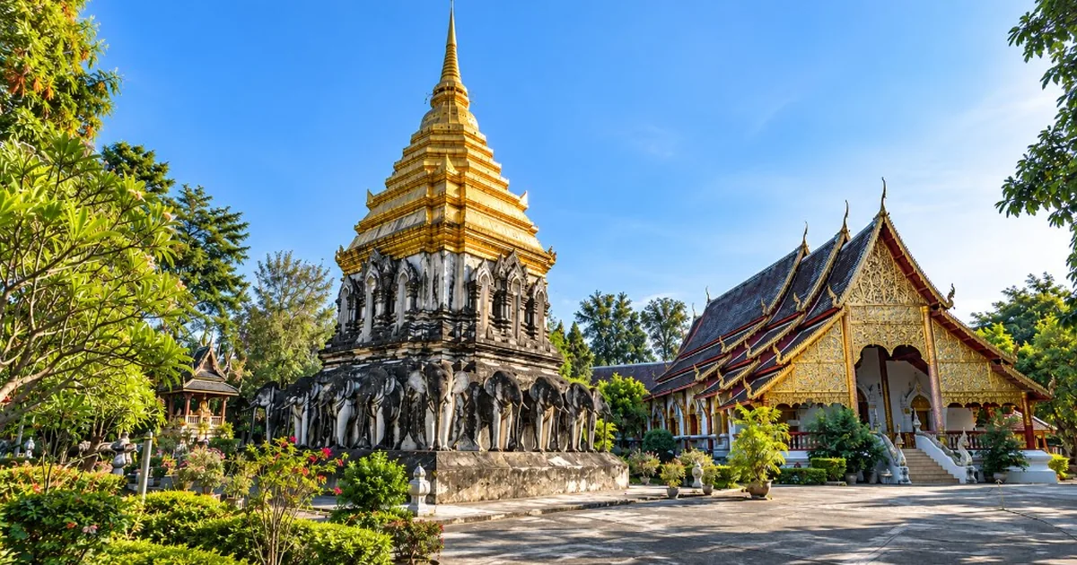 Chedi Chang Lom and temple architecture at Wat Chiang Man in Chiang Mai Old City